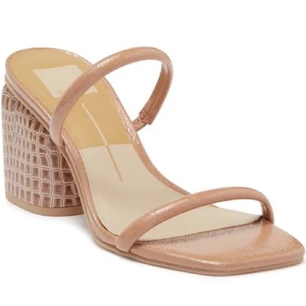 Block Heel Sandal
DOLCE VITA